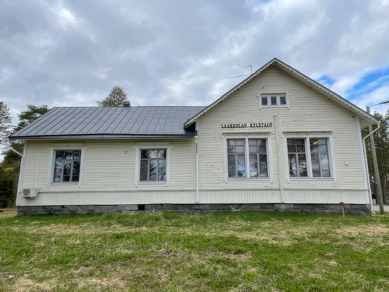 kylätalo_takasivu Topaz Gigapixel 2x -skaalaus